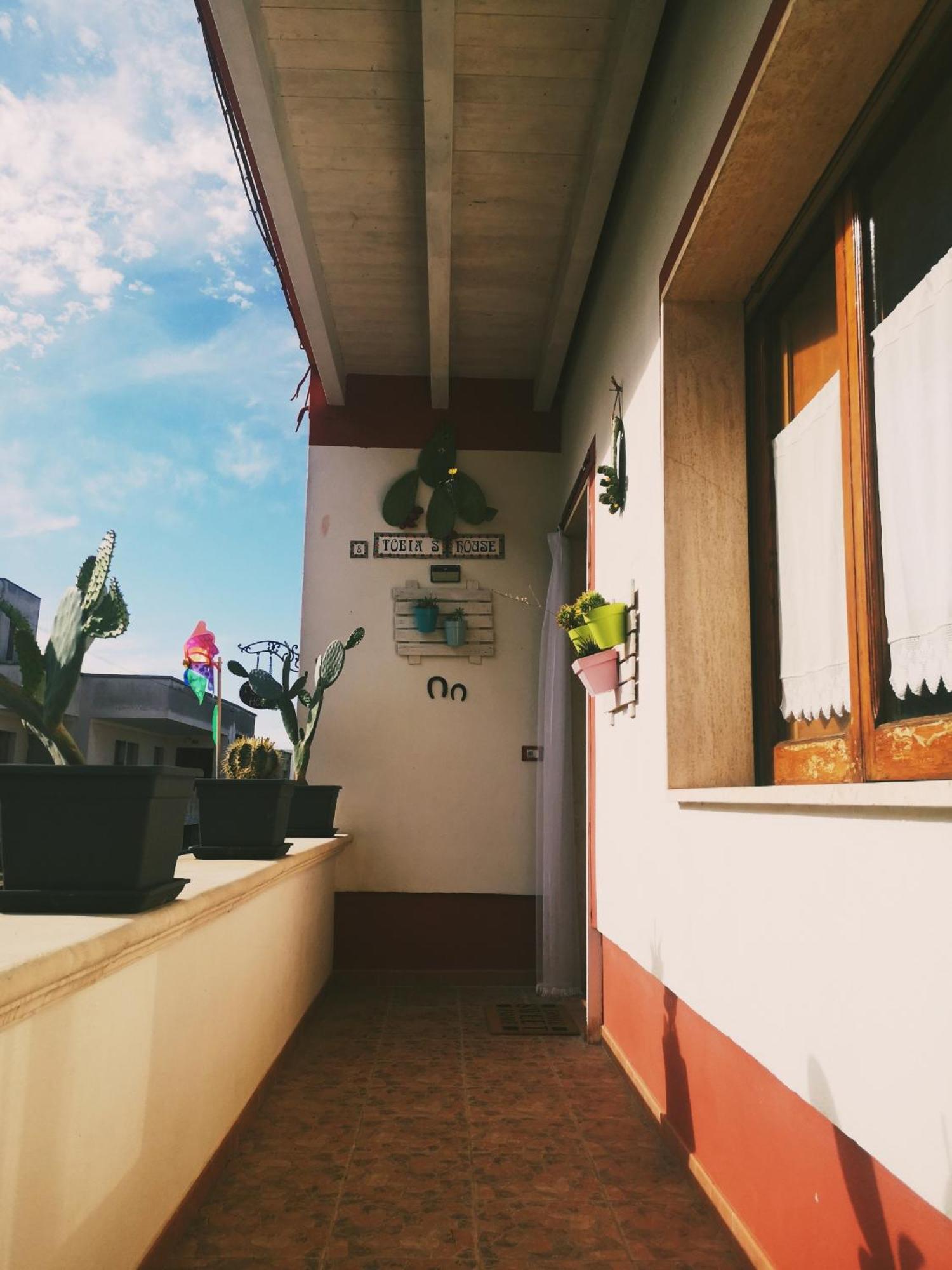 B&B Tobia'S House Giuggianello 외부 사진